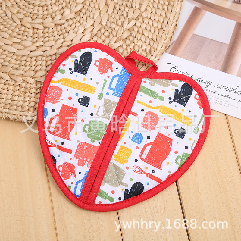 【LOVELY HOME】 Manufacturers direct print microwave gloves Kitchen heat insulation mat Love heat insulation gloves oval heat insulation mat Application Scenario