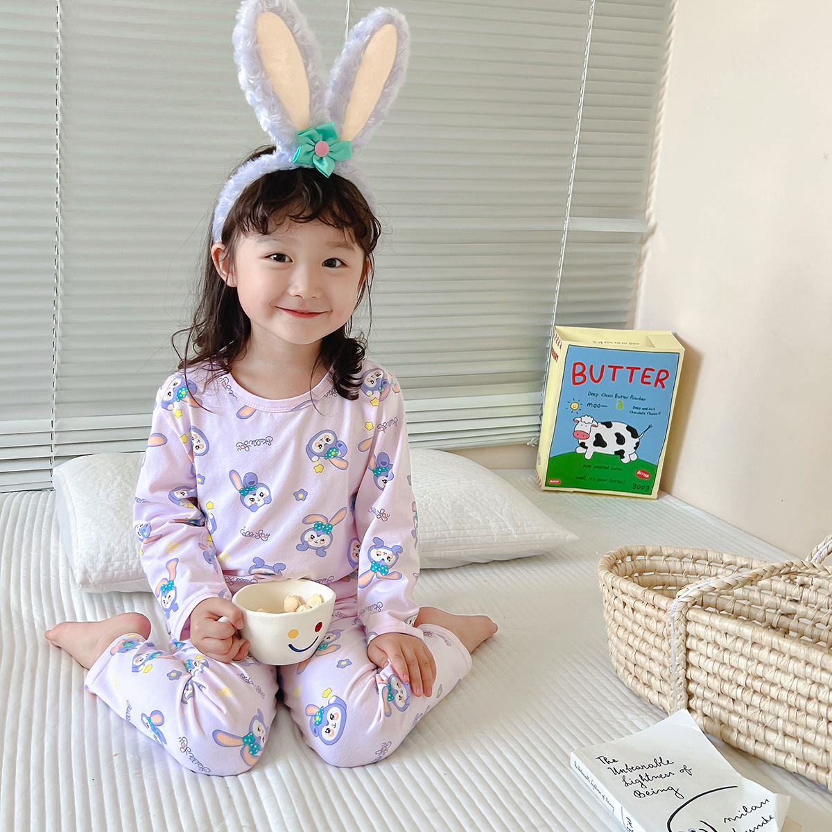 New children's Lycra home wear set, boneless antibacterial men's and girls' pajamas, thermal underwear and long Johns set, one-piece delivery Application Scenario