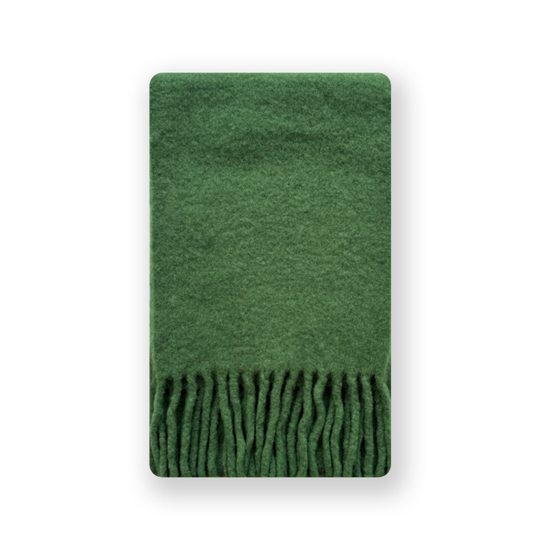 The same style of U-style solid color scarf with 32 pieces of wool for women in winter, soft and retro green wool thread, with an ins atmosphere and enlarged neck Item Picture