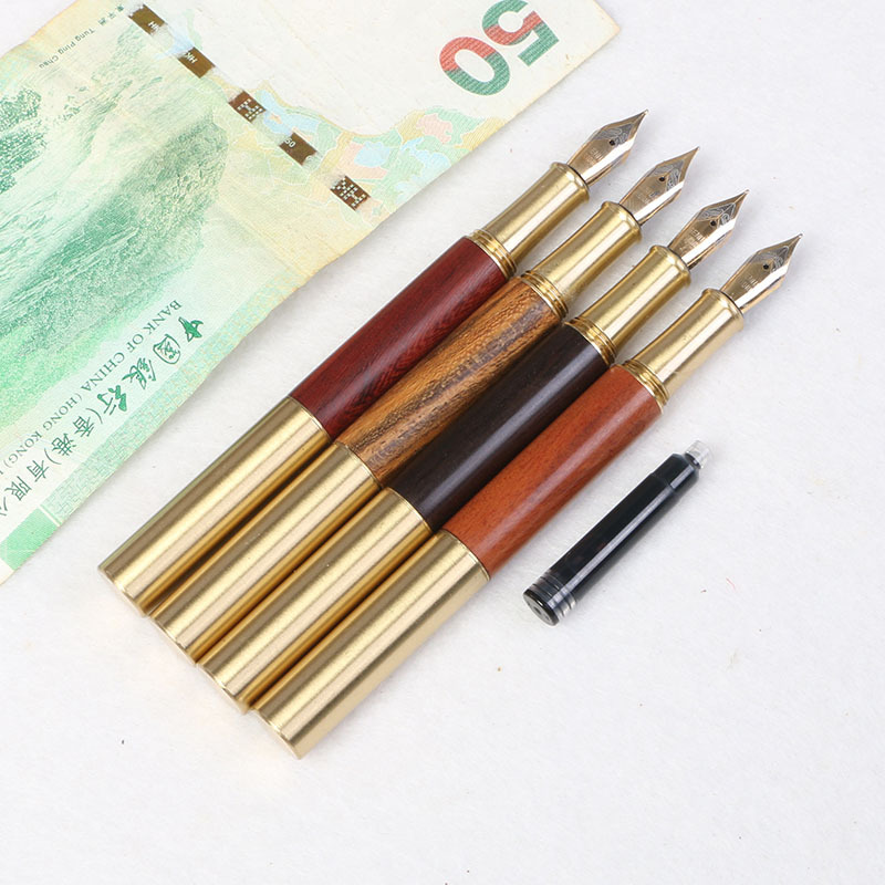 Solid wood mini portable pocket pen, brass pen, purple and black ebony signature pen, student souvenir gift ballpoint pen Application Scenario