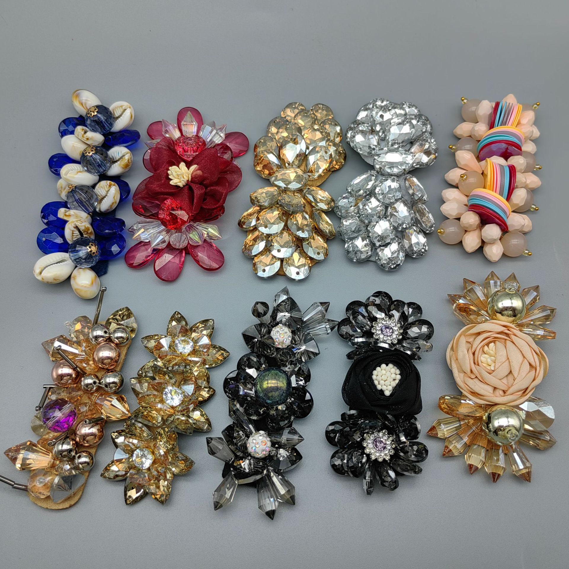 Wholesale One-Line Shoes Flower Hand Stitched Beads Shoe Accessories Bag Hat Accessories Sandals Slippers Materials Decorative Accessories details Picture
