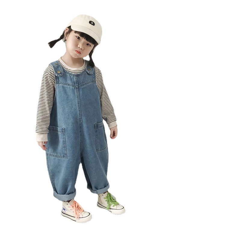 Korean children's clothing 2022 autumn collection for boys and girls, new baby casual denim overalls, jumpsuits, children's jeans Item Picture