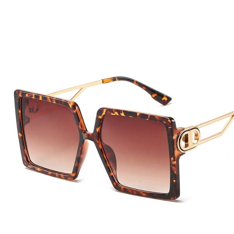 New personalized and fashionable large-framed sunglasses for women's street style and fashion shows are approaching. Colorful glasses are being sold cross-border quickly Item Picture