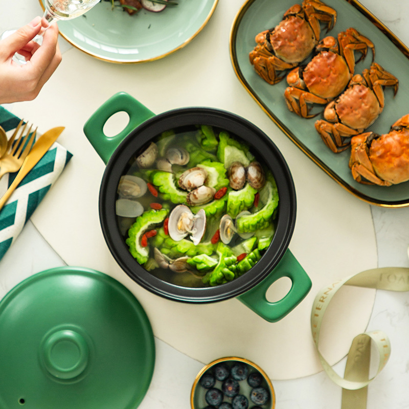 CNNB clay pot stew pot, household gas ceramic soup pot, small high-temperature resistant 煲仔饭 pot, stone pot for making soup, clay pot Application Scenario