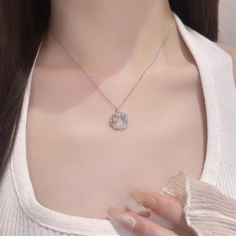 Dream Star Moon Ring Necklace Female 2023 New Light Luxury Small Moon Clavicle Chain To Send Girlfriends Birthday Gift Application Scenario