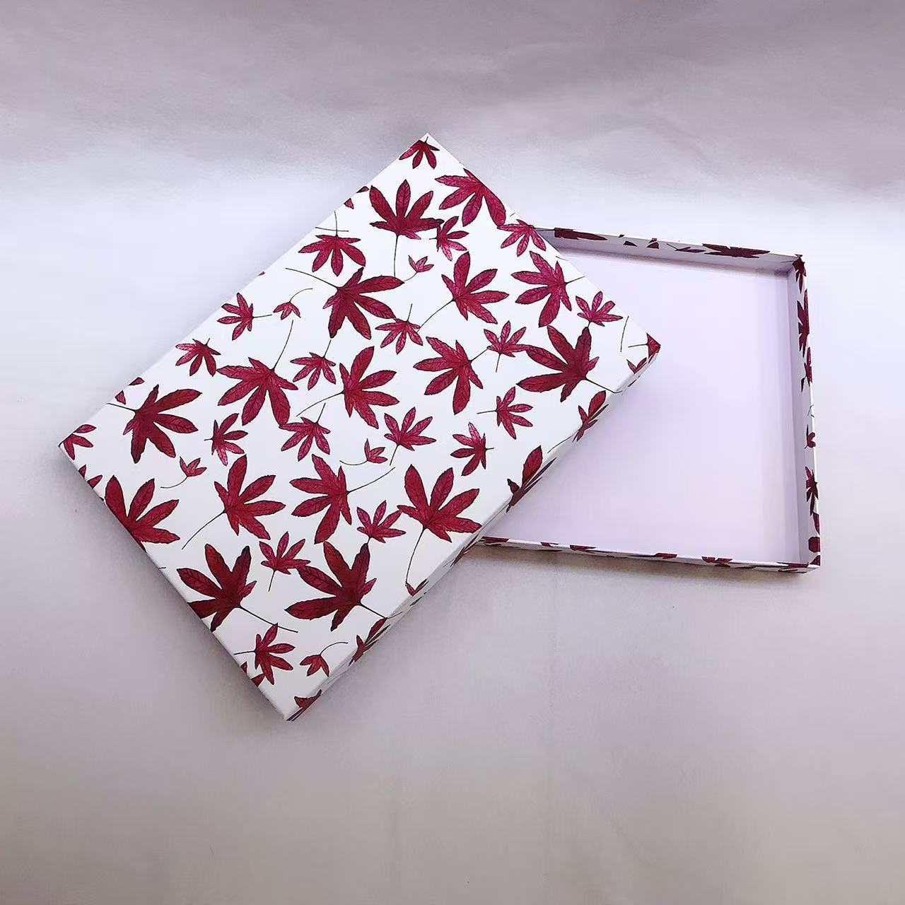 Cross-border best-selling in-stock gift boxes, silk scarf boxes, top and bottom covers, scarf and shirt packaging boxes, gift packaging boxes Specification image