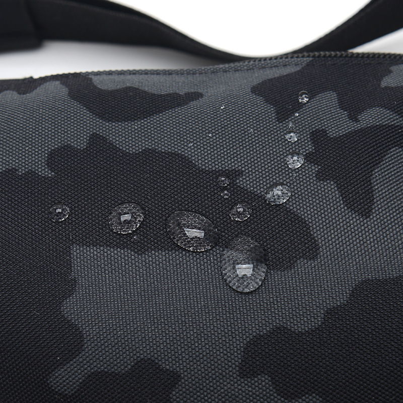 男士腰包实物图