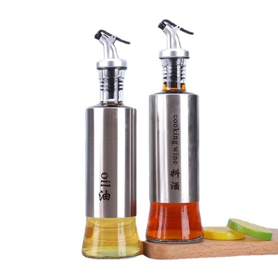Wholesale Creative Glass Quantitative Oil Bottle Sealed Oil Pot Soy Sauce Vinegar Bottle Seasoning Bottle Kitchen Supplies Stainless Steel Oil Bottle Application Scenario