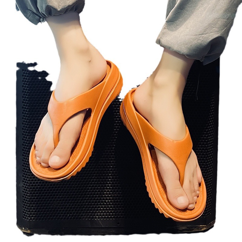 Flip-flops for men, anti-odor and anti-slip soft soles, summer men's personalized casual wear, beach Korean-style trendy cool slippers Item Picture