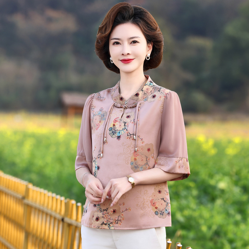 For middle-aged and elderly people, mother's Day shirts, summer chiffon mini shirts, fashionable spring three-quarter sleeve tops with stylish prints details Picture