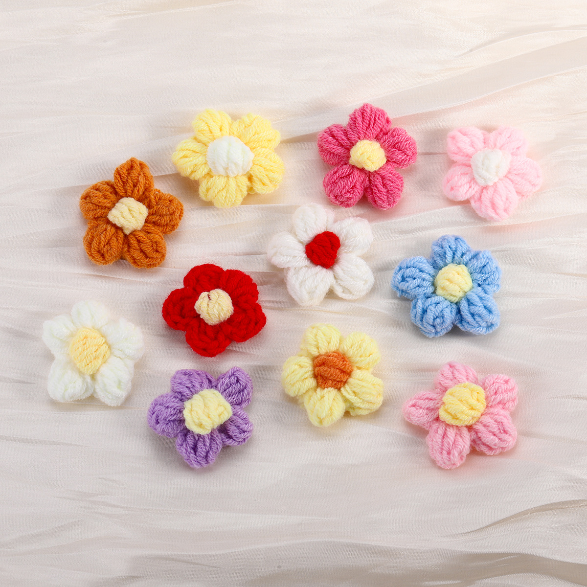 可爱手工泡芙花棉毛线花朵 diy饰品配件胸花服装辅料包包挂件材料