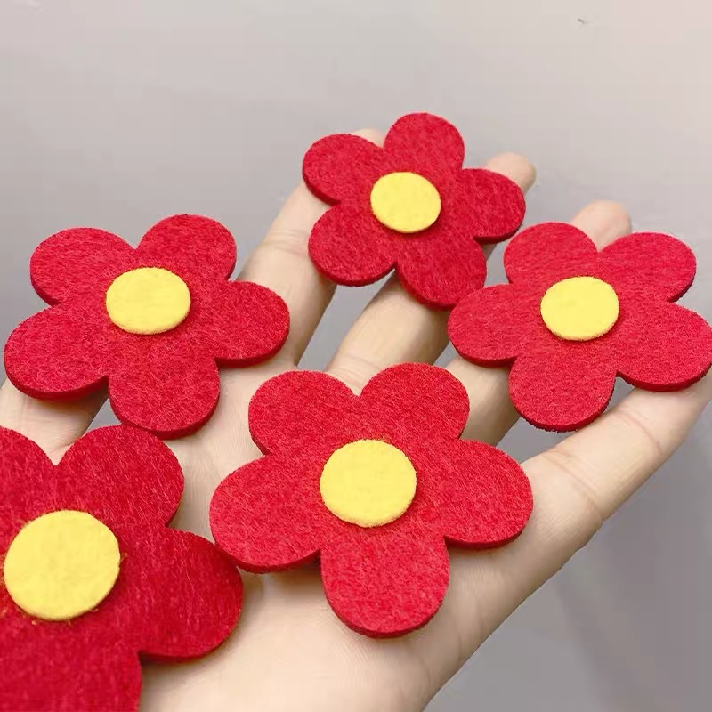 Cute expression hair clips, stone scissors, cloth duckbill clips, children's Day performance hair clips, headwear, festival decoration hair accessories Specification image