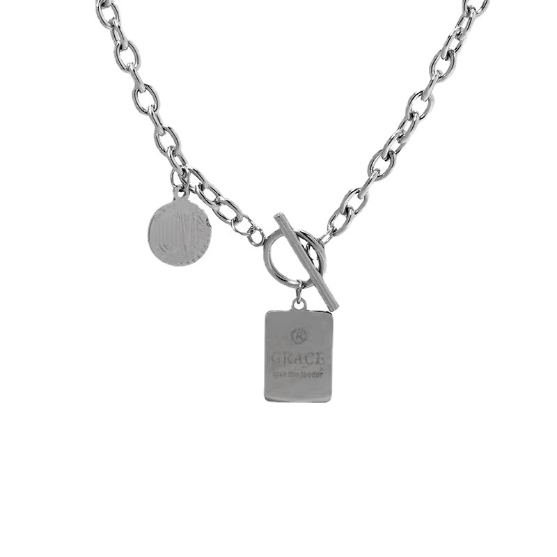 Titanium steel non-fading, light luxury and niche design sense necklace, trendy hip-hop collarbone chain for both men and women, ins simple hoodie chain Item Picture