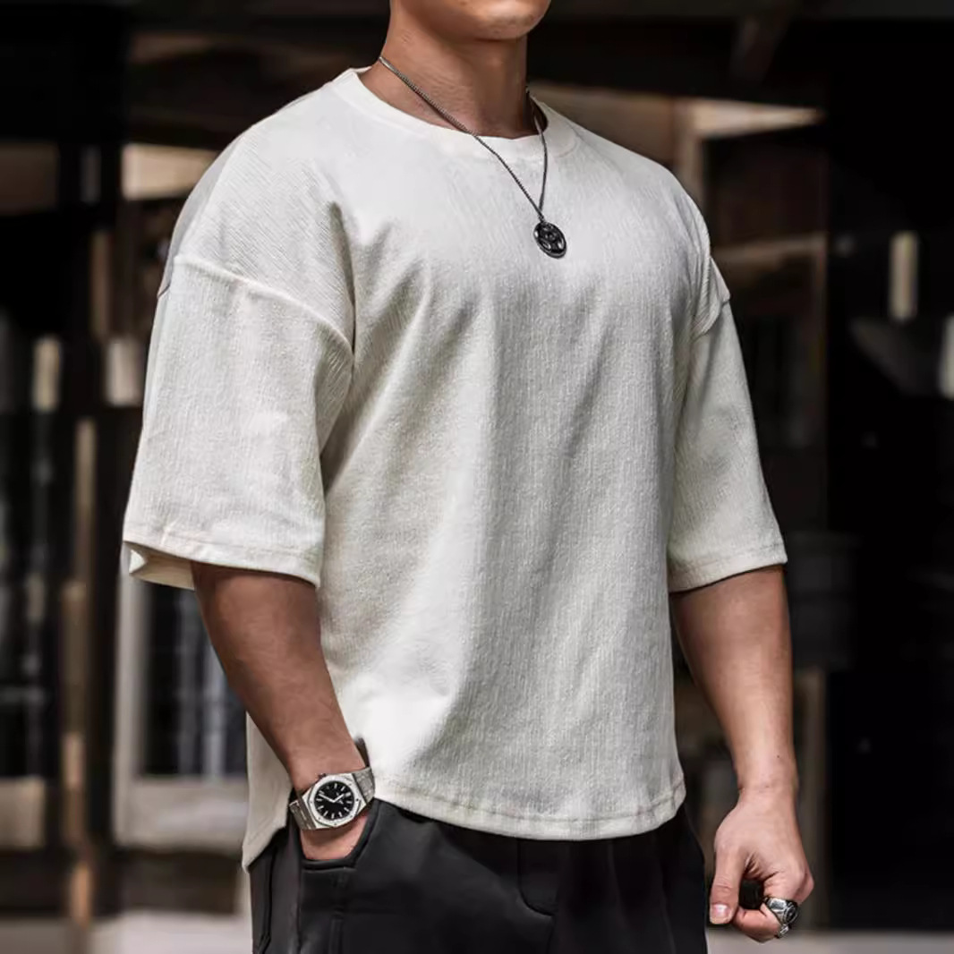 The same style, oversized 300-pound Japanese muscle fitness short-sleeved T-shirt for men, new summer style, versatile and simple for running and basketball Specification image