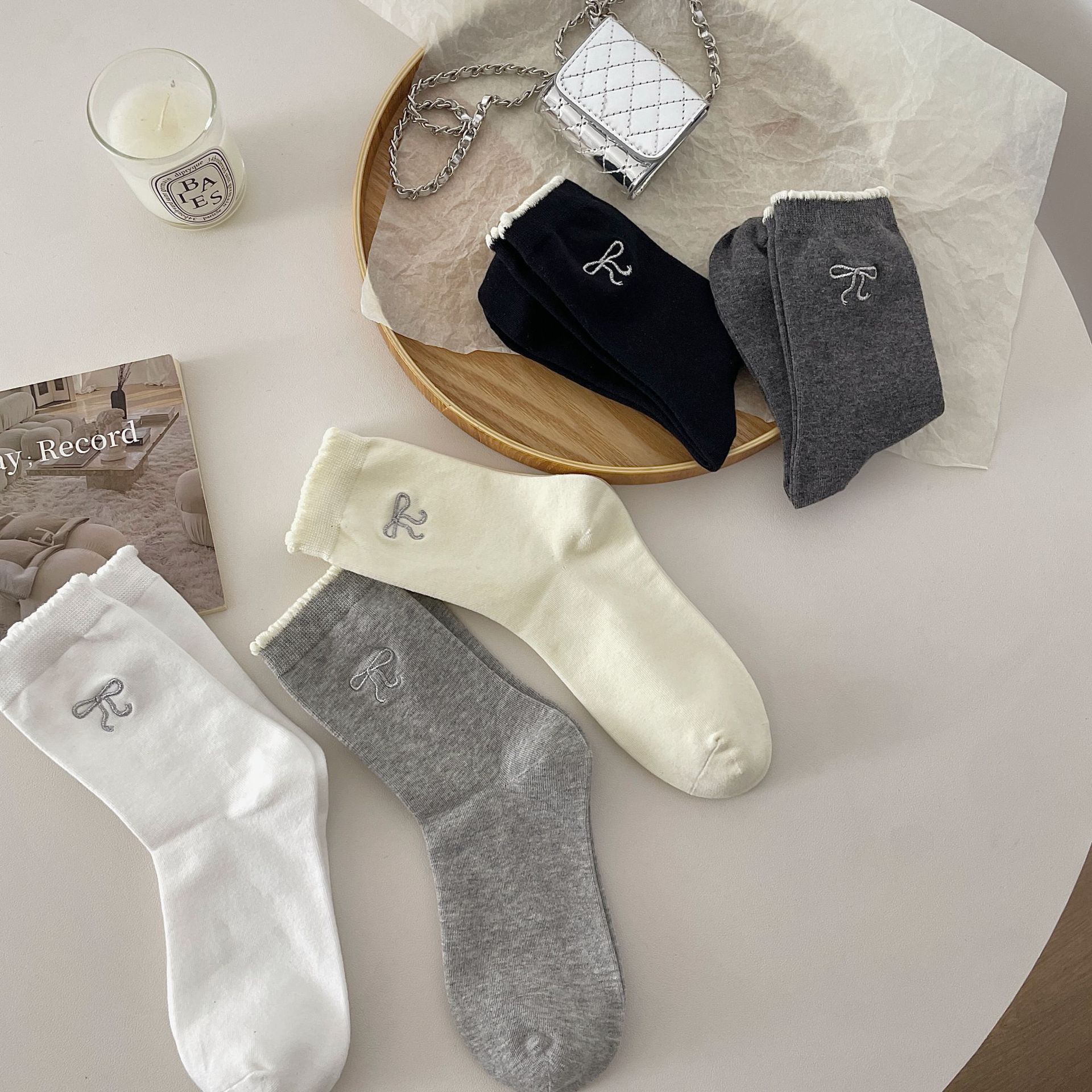 One-piece consignment of socks from the street stall: ballet-style lace embroidery bow socks, combed cotton Japanese-style miu style white mid-calf socks, grey pile socks pic 12