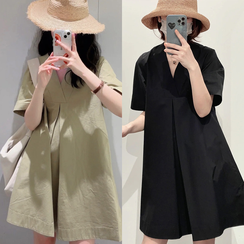 co*s2022夏季新品两色纯棉宽松休闲版型V领褶裥T恤女式连衣裙