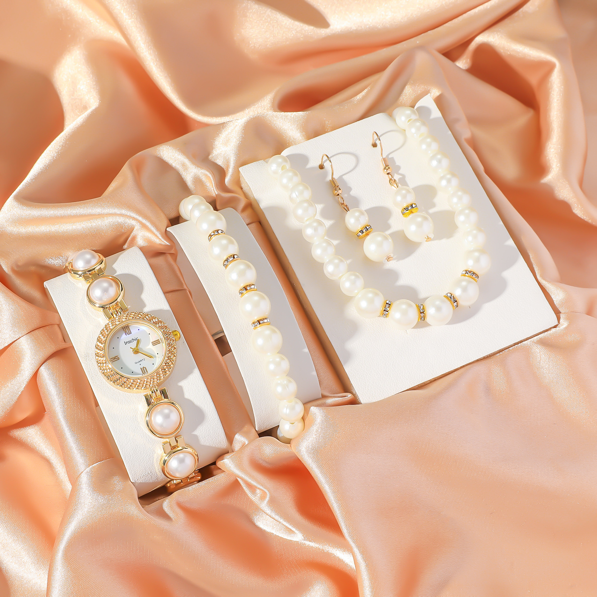 Moda caro y versátil para las mujeres perla pulsera reloj + perla accesorios set regalo combinación 5pcs/set