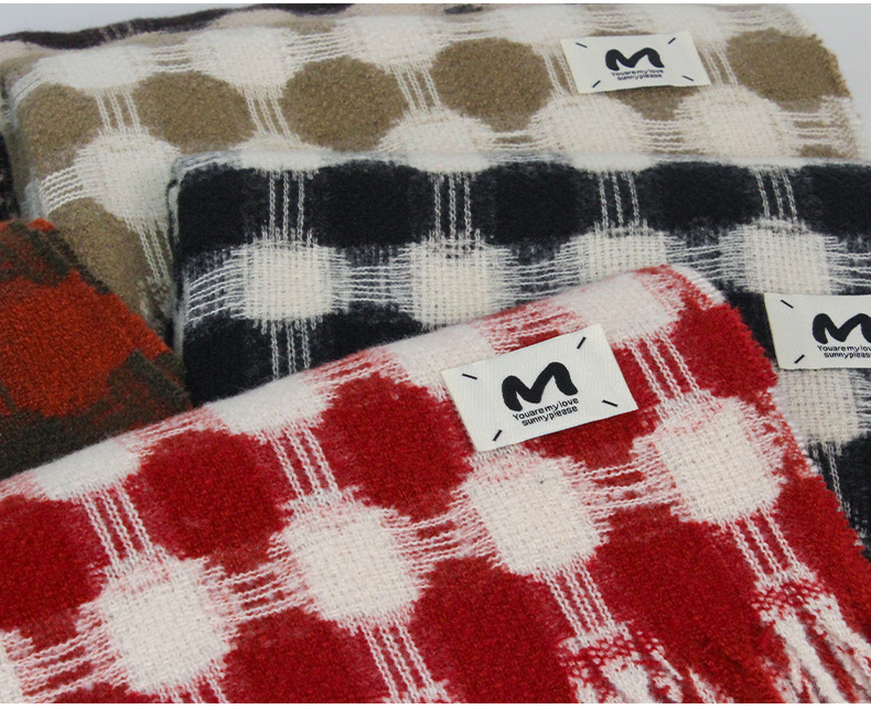 秋冬保暖新品显白圆点流苏仿羊绒围巾女加大加长款洋气围脖情侣男详情5