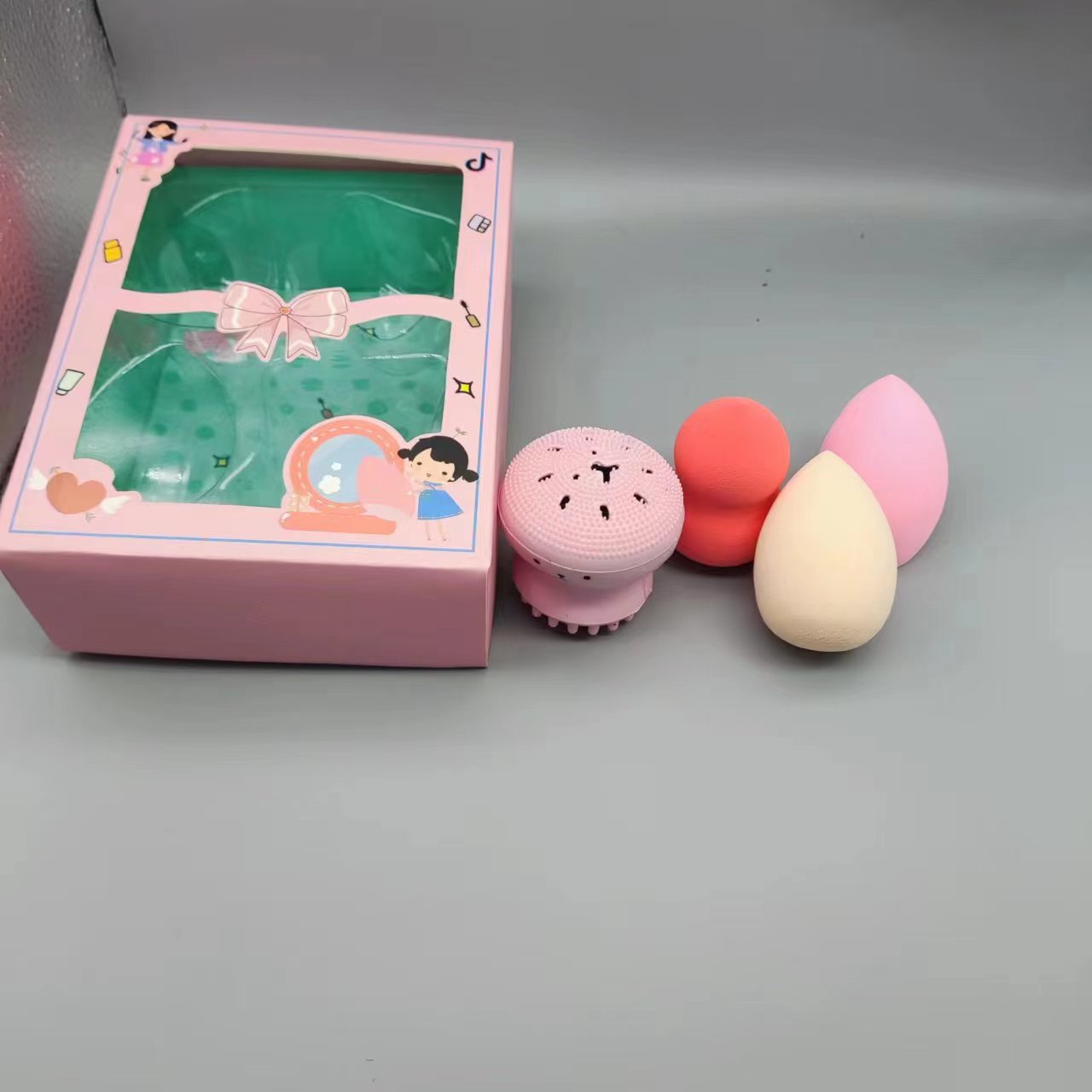 New Spot Powder Puff Set Face Silicone A Product Mixed Color Can Soak Big Makeup Eggs To Use Not To Eat Powder