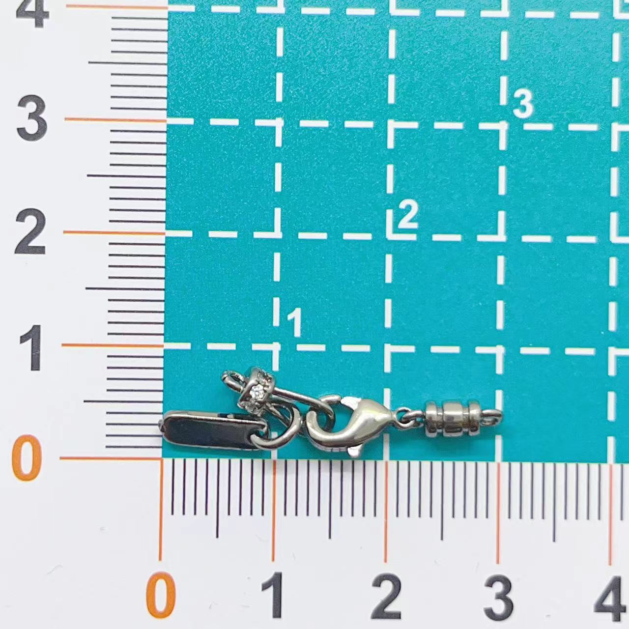 Copper electroplated 14 gold color-preserving hook diy necklace bracelet clasp micro-inlaid zircon detachable link clasp Item Picture