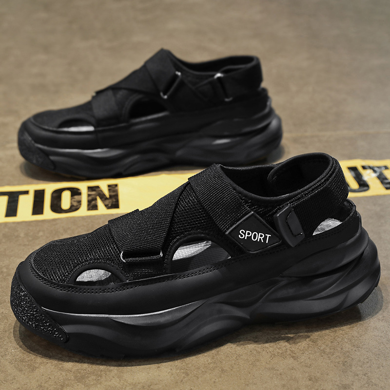 Large-sized cross-border men's sandals, casual and versatile sandals, breathable and trendy, hollowed-out, cool Velcro sandals for teenagers Application Scenario