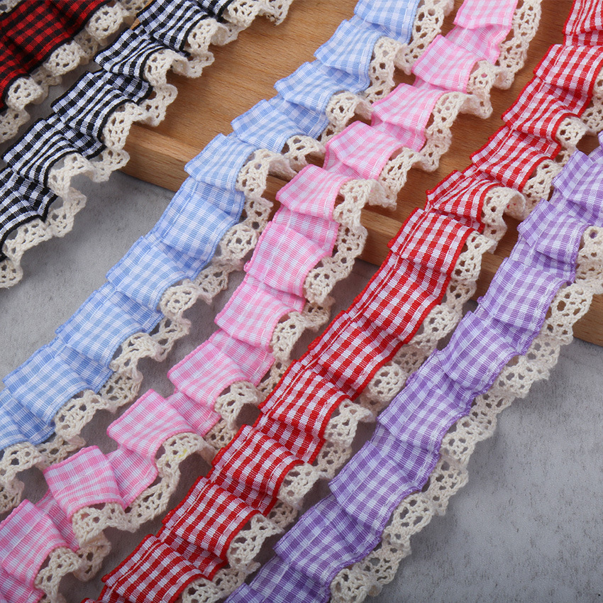 In stock: 2.5cm checkered cotton lace pleated toys, clothing accessories, pet skirt hem accessories, discounted lace Specification image