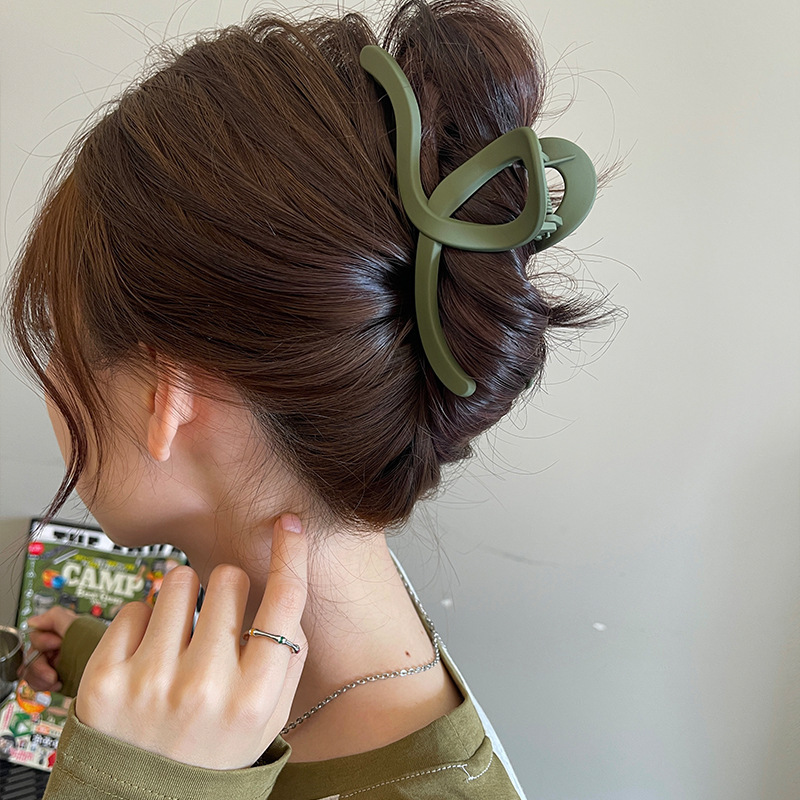 Simple Matte Grab Clip Women 2023 New Large Shark Clip Advanced Sense Back Hair Volume Hair Clip Fascinator Specification drawing