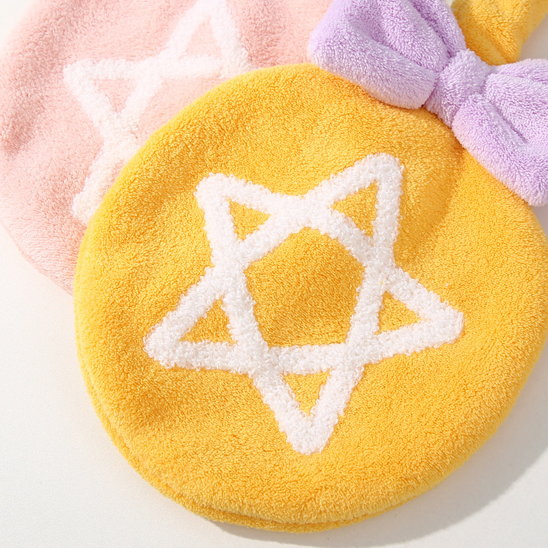 【 Chi Jia 】 Coral Fleece popular lollipop hand towels, hanging cute hand wash towels, Absorbent towels for bathroom Application Scenario