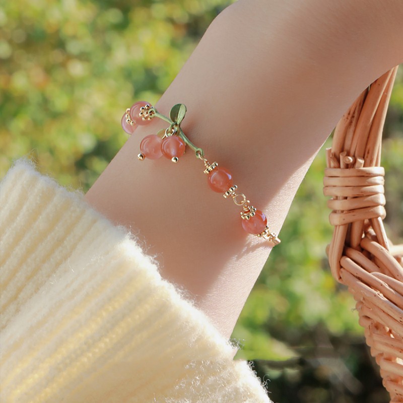 Nuevo mori atadura cereza pulsera ancient bellflower orchid pequeño fresco temperamento versátil nicho mori atadura pulsera mejor amigo decoración de la mano Application Scenario