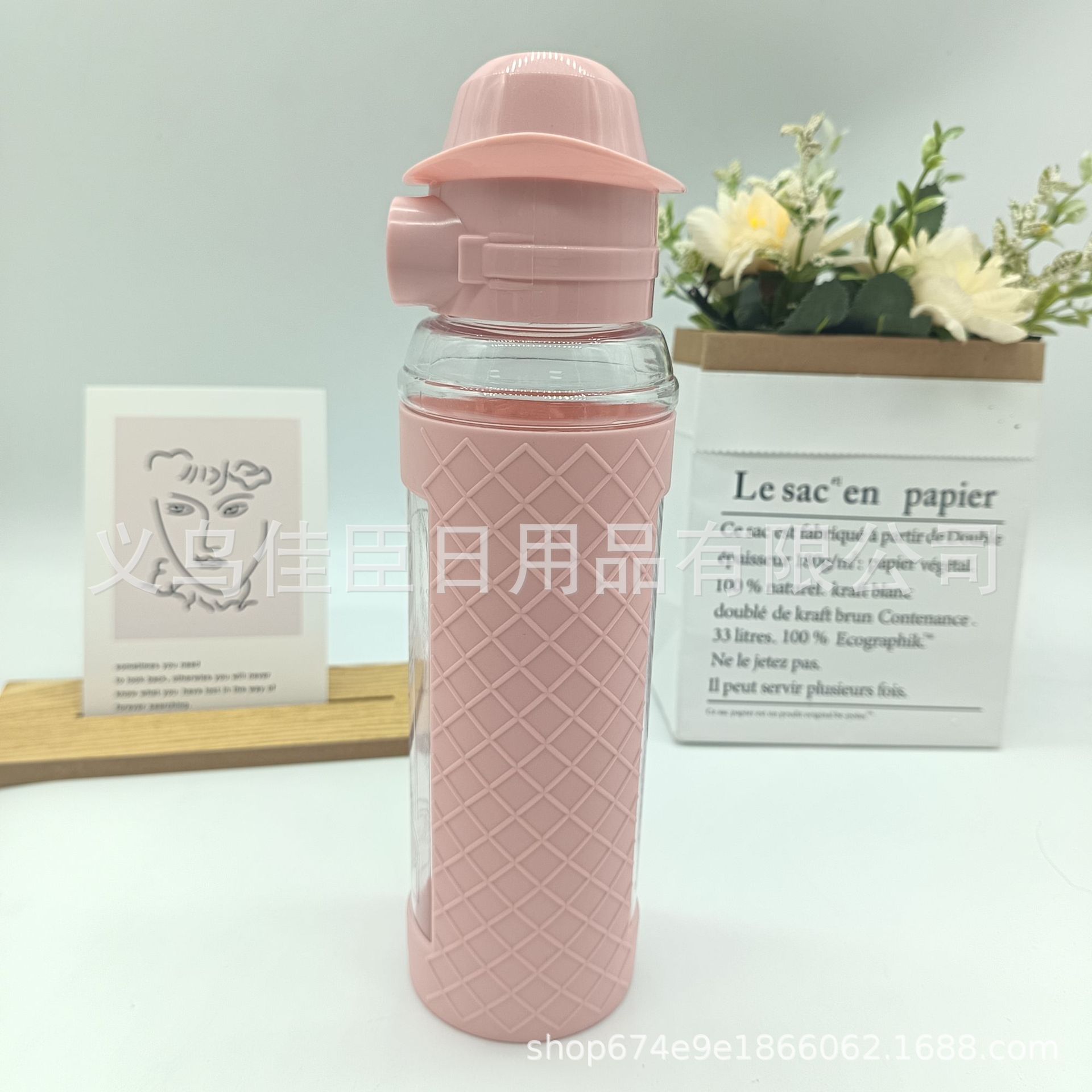 Amazon's best-selling summer large-capacity sports water bottle, a new high-appearance-level direct-sale cup, portable sports space cup Specification drawing