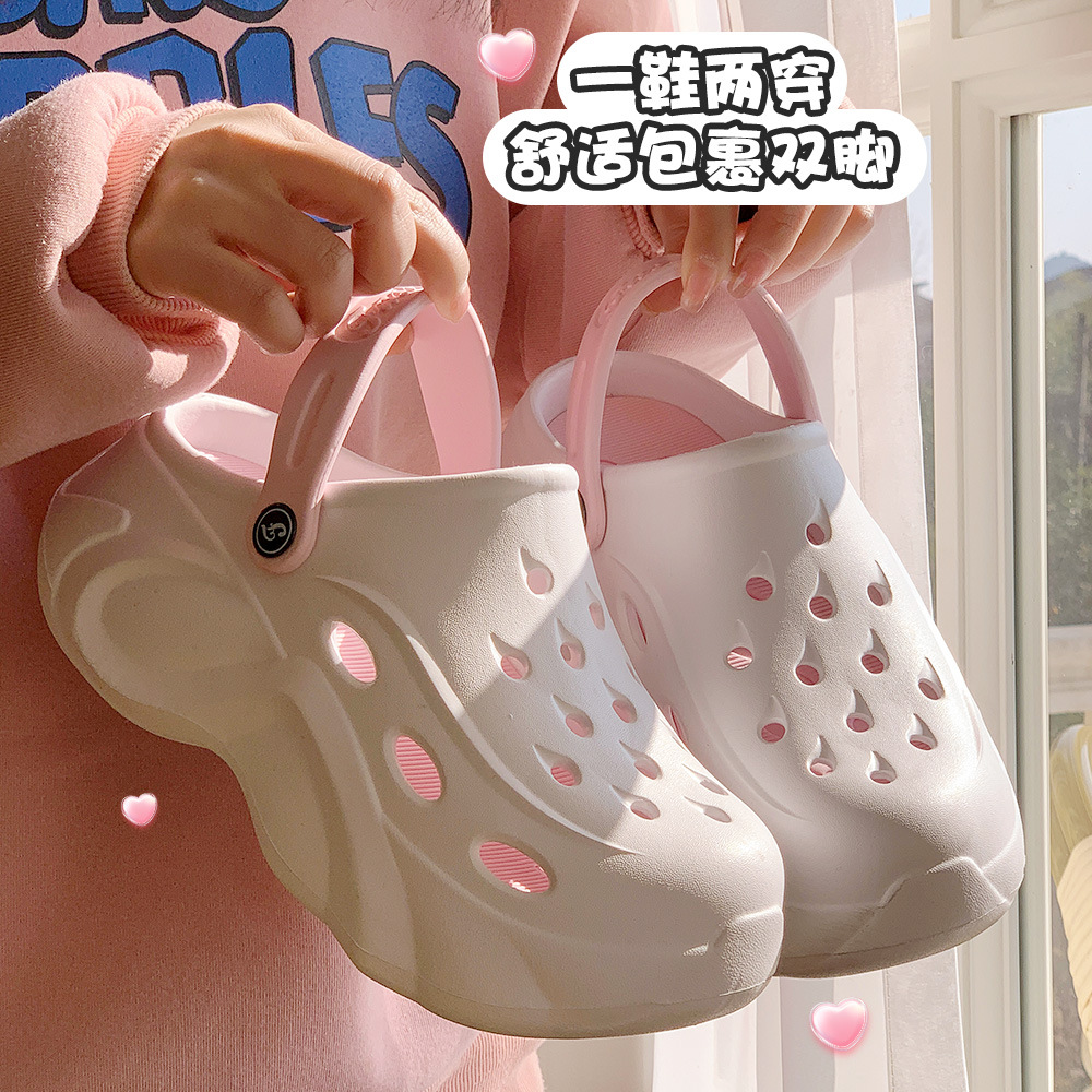 Crocs Ladies Summer Wear Ins Trend Cute Sandals 2024 New Thick Soles Non-Slip Stepping On Shit Slippers details Picture