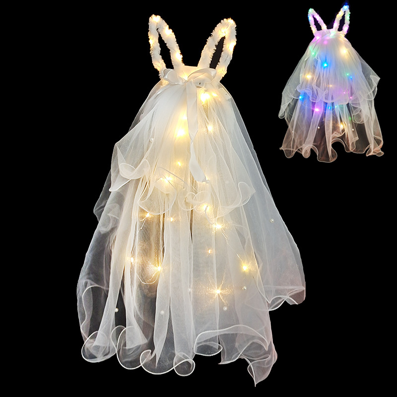 新款发光兔耳朵头纱闪灯流苏皇冠头纱羽毛亮片网纱毛绒兔发光头纱图