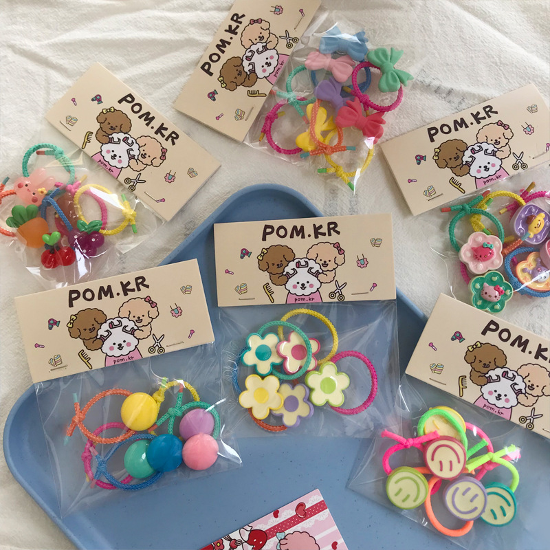 New Korean-style cute children's bow, smiling bear, flower-shaped hair band, colorful polka dot headband and rubber band Application Scenario