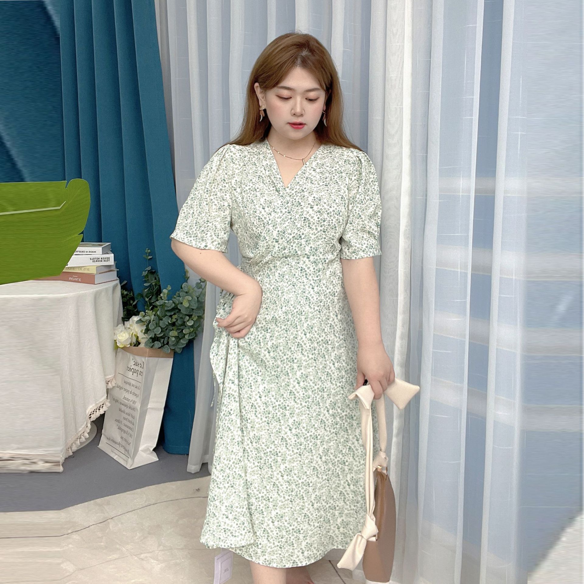 French floral print dress for women, V-neck one-piece tie slimming dress for women Specification image