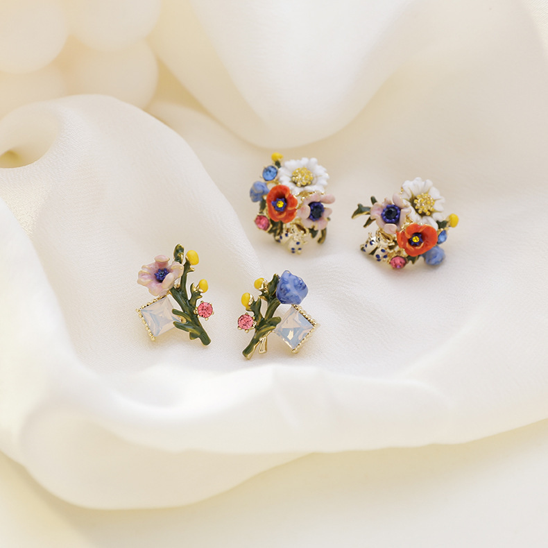 Korean S925 Silver Dongdaemun with French enamel flower earrings Fashion flower drop oil studs earrings