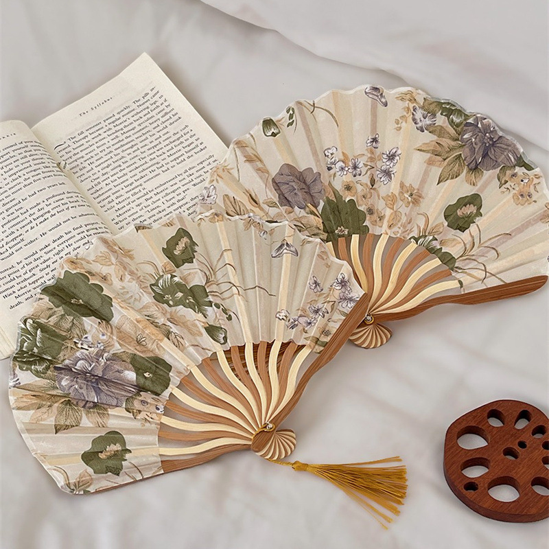 Chinese Style Ink Folding Fan New Chinese Classical Retro Cheongsam Props Summer Portable Folding Fan Of Ancient Style Application Scenario