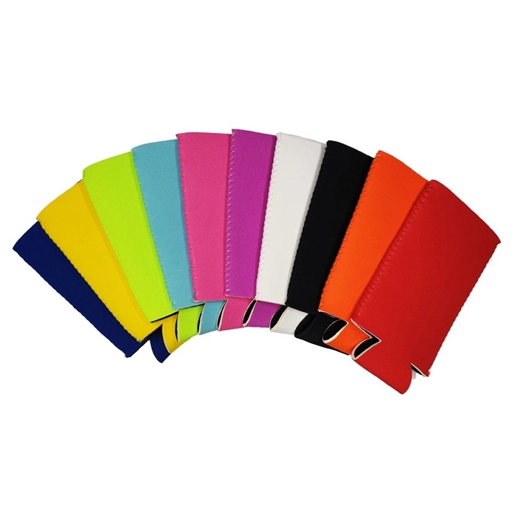 In-stock diving material, solid color, slender, with bottom cup sleeve, 12OZ cola sleeve, 330ml can sleeve, European beer sleeve Application Scenario