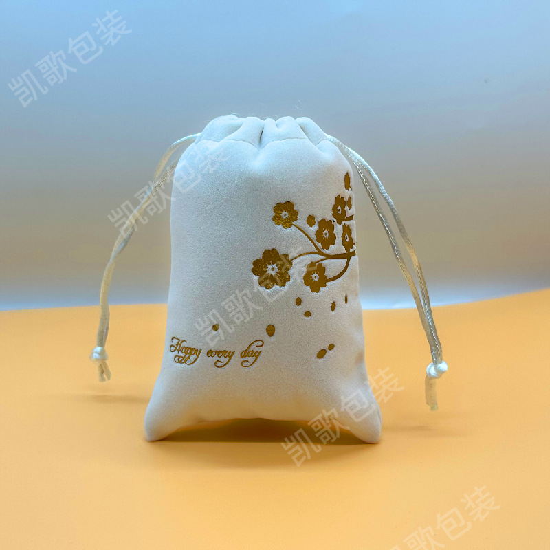 Factory wholesale gift drawstring bags, exquisite small bags, gilded craft velvet bags, Korean silk storage bags details Picture
