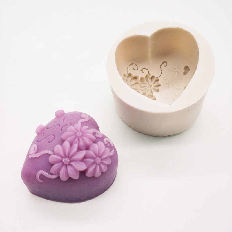 LOVE rose KISS soap silicone mold Fondant jelly diy candle drip glue decorative mold Application Scenario
