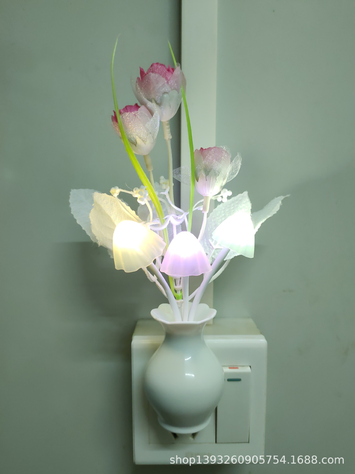 郁金香led光控感应小夜灯   新奇特地摊   创意产品插电光控灯