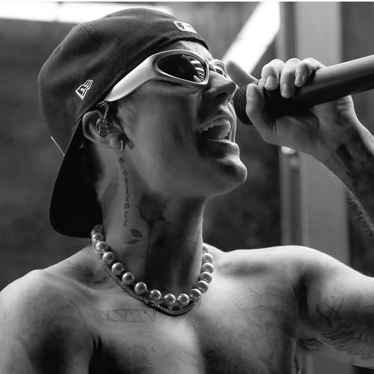 Y2K glasses and sunglasses, millennium, futuristic, Hot Girl, sporty, cycling, new punk women's sunglasses wholesale Specification image