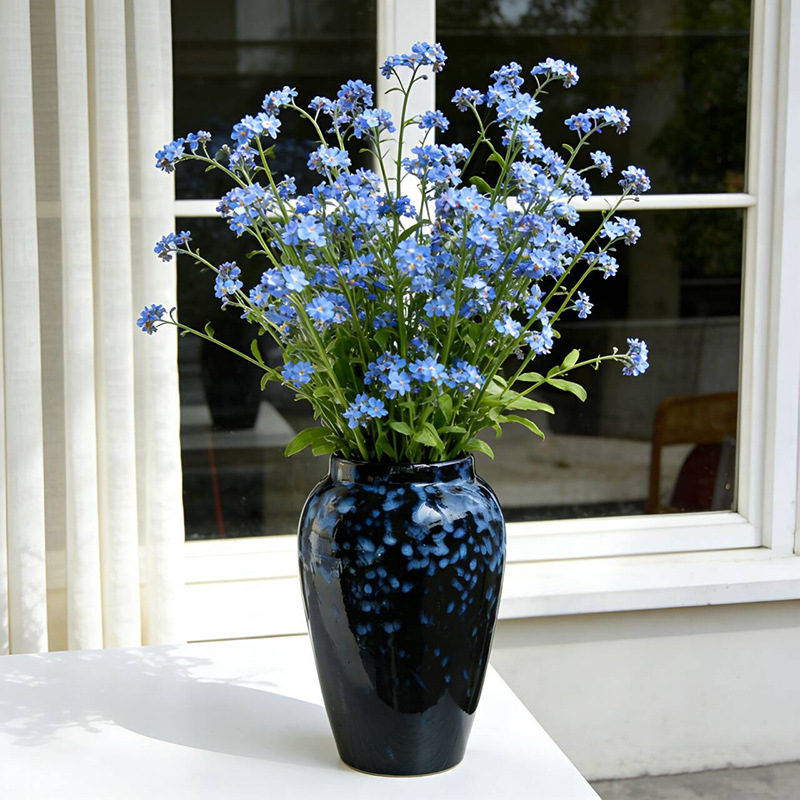 Fresh dopamine Forest Green retro ceramic vase, hydroponic fresh flowers, handcrafted glazed vase, home decoration piece Specification image