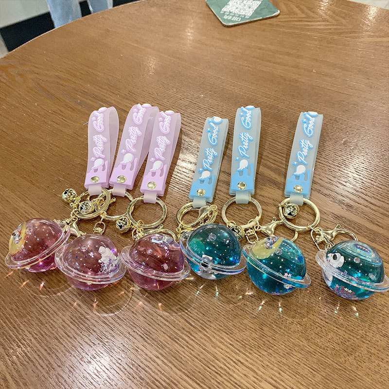 Floating sand, astronaut key chain, creative acrylic bag, key pendant, oil-filled liquid pendant, key chain details Picture