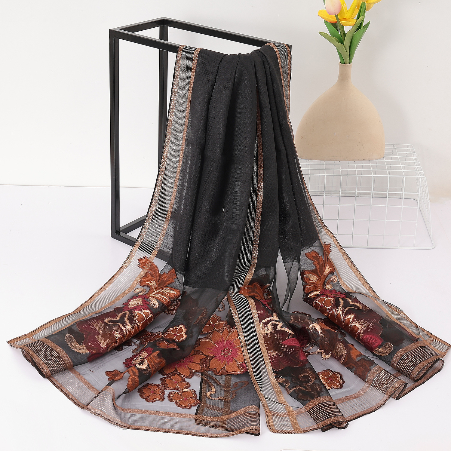 A high-end Suzhou embroidery silk scarf with a touch of national trend, a summer thin cheongsam shawl, and an outer scarf. A Mother's Day gift for your mom Specification image