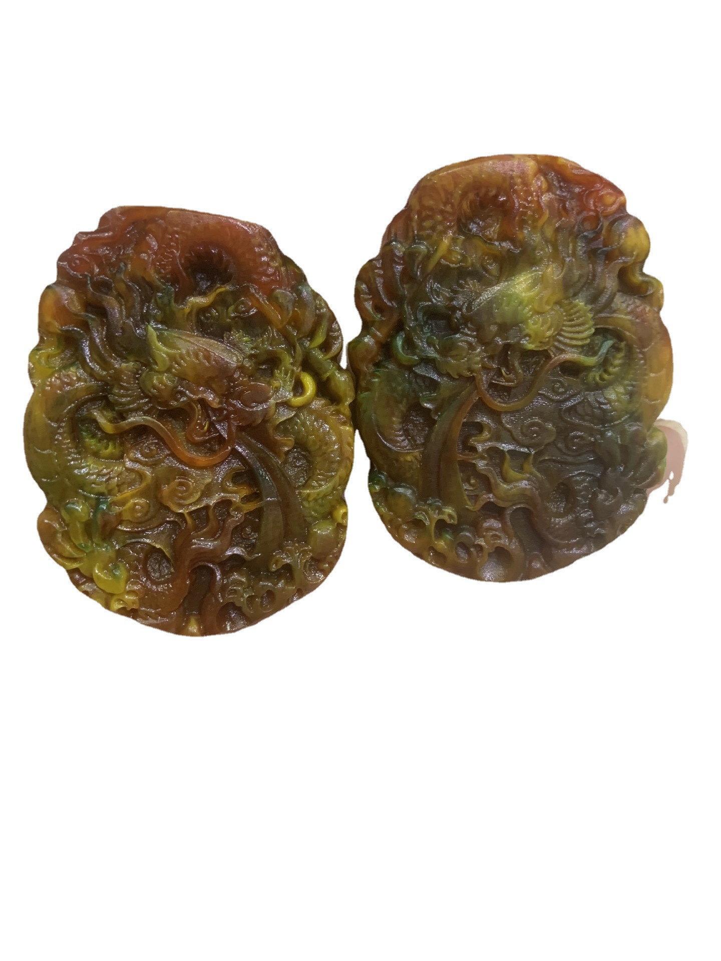 Manufacturers Wholesale The Second Generation Of Imitation Amber Beeswax Dragon Pendant Spot Lingshi Live Scenic Spot Sales Fair