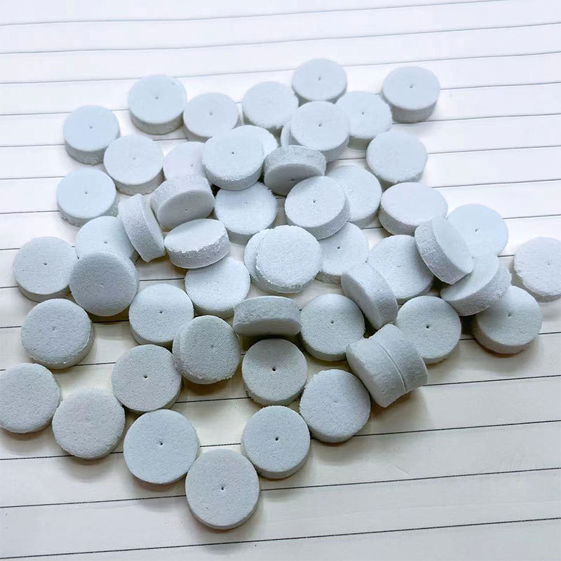 White foam anti-needle bending pads for ear studs, packaging material bags for earrings and accessories, and pure silver ear studs for protection are selling well Application Scenario