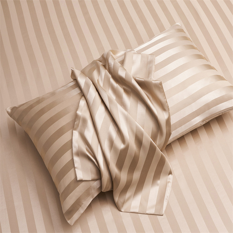 Cross-border bed products Amazon selling color Ding bed four-piece set of imitation silk satin jacquard three-four piece bed cover Specification drawing