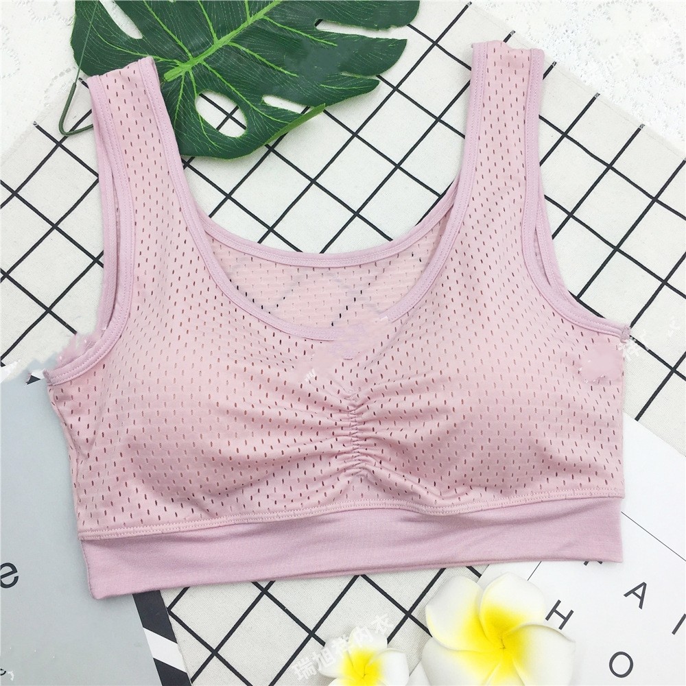 Ice Silk Modal hollowed-out inner breathable cotton pad detachable chest-hugging large version sports vest Application Scenario