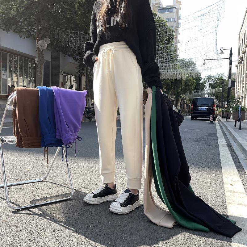 Windproof pants for women, new autumn and winter thickened casual pants, outdoor loose straight-leg sport pants, elastic belt pocket women's pants