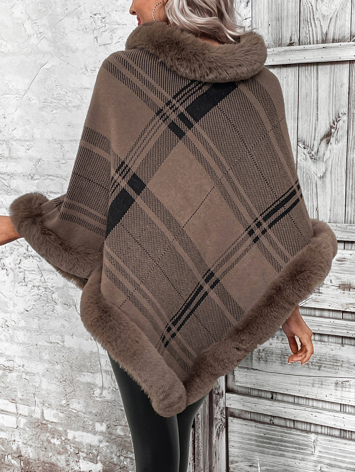 Europe And The United States Autumn And Winter New Knitwear 2023 Amazon Cross-Border Ins Fur Collar Plaid Cape Cape Cardigan Wool Application Scenario